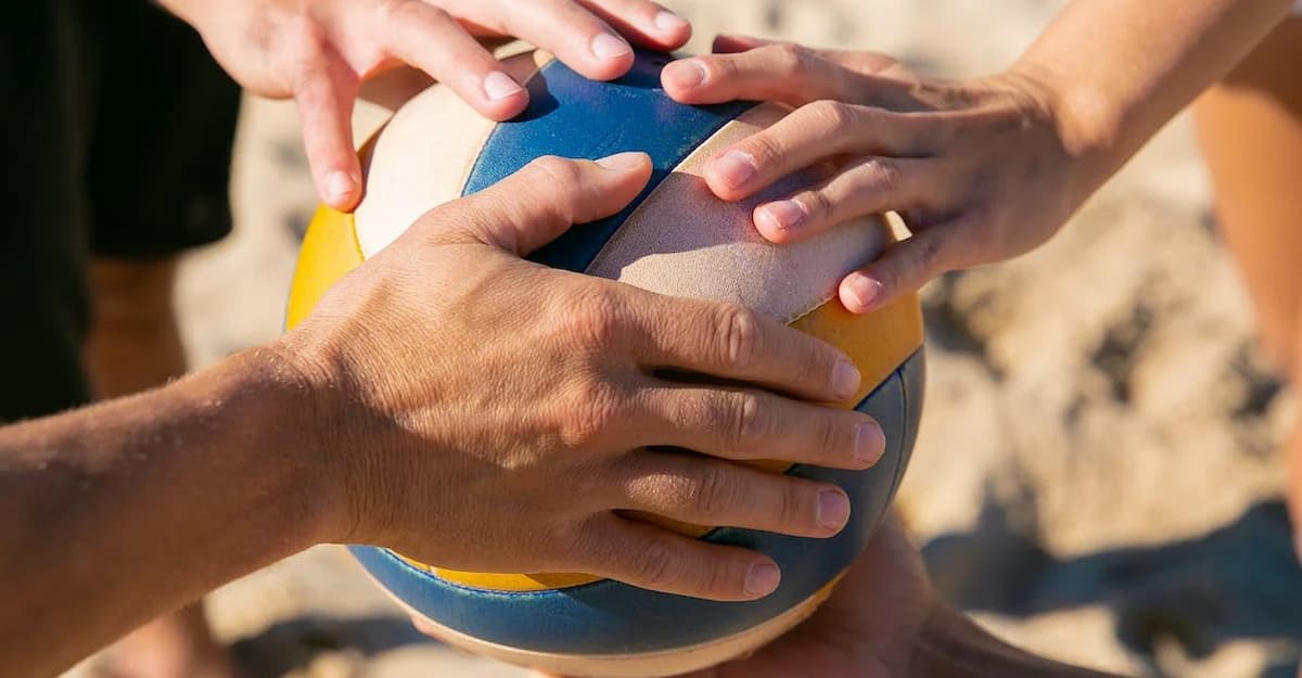 cover tips volleyball beginners